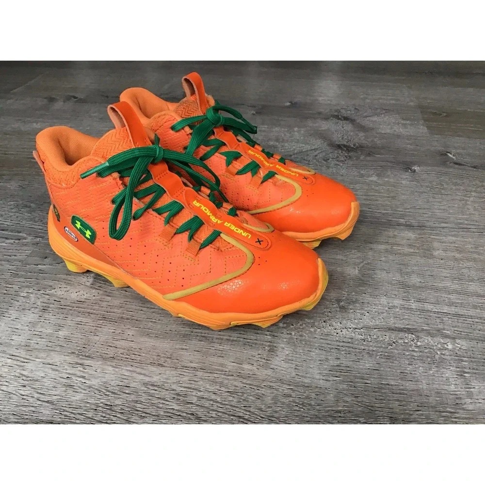 Under Armour Youth Harper 9RM Jr Juice Pack 3028419-800 Baseball Cleats Sz 3.5Y